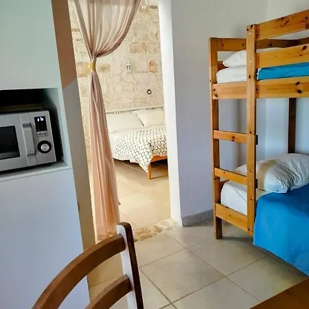 Monte Adamo Конверсано